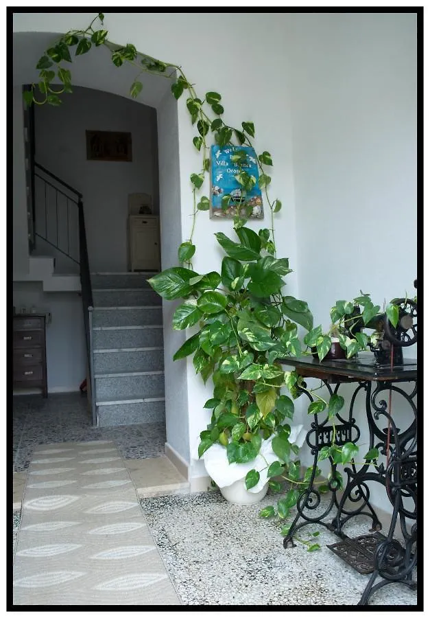 Bed And Breakfast Villa Bianca Orosei Frühstückspension