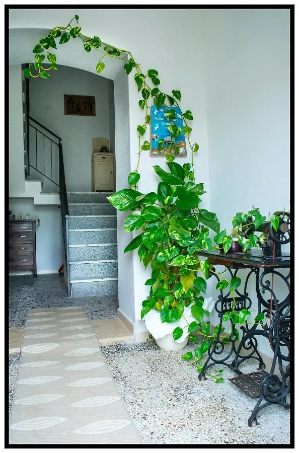 فندق مبيت وإفطار أروسييْ Bed And Breakfast Villa Bianca