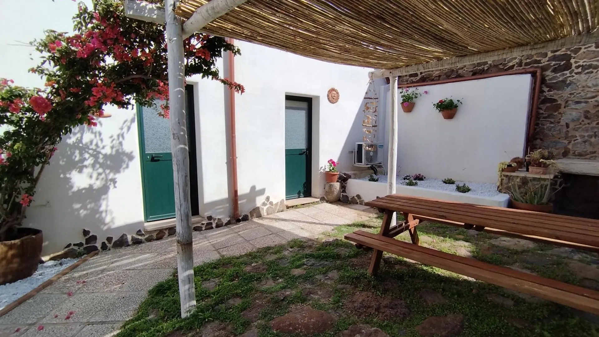 أروسييْ Bed And Breakfast Villa Bianca 0*,  إيطاليا